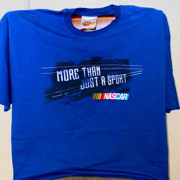 NWOT - NASCAR T-shirt - Picture 2 of 4